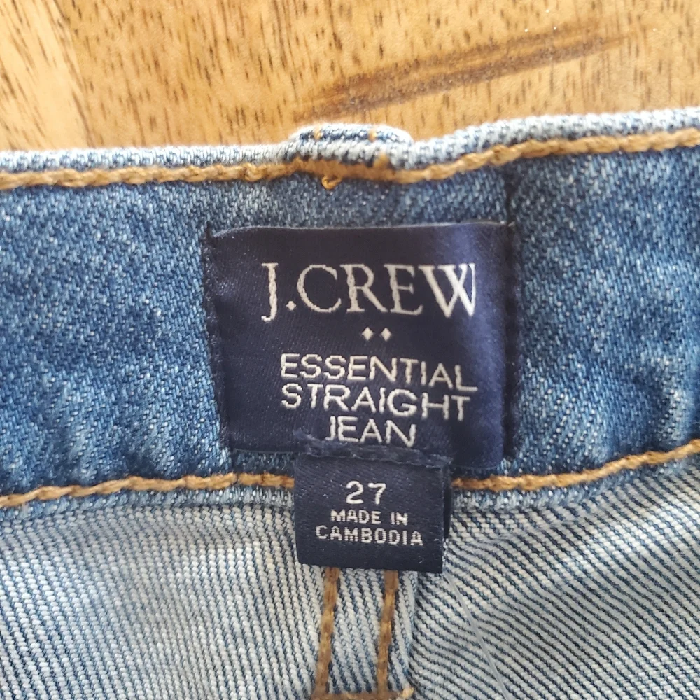 J.Crew Essential Straight Jeans Denim Women’s Size 27 NWT